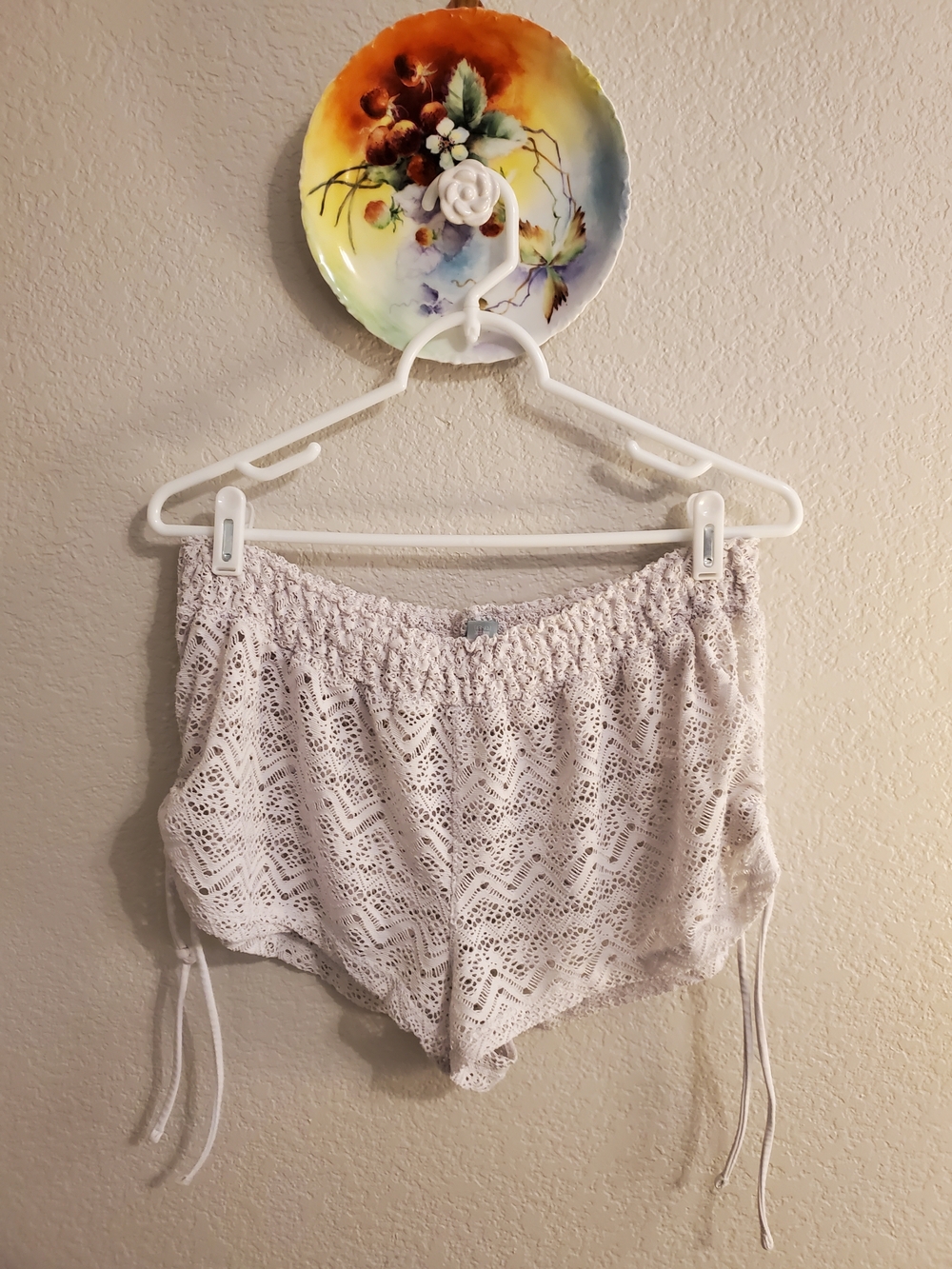 Crochet Lace Swim Cover-up No Boundaries XL White lightweight, sheer chevron